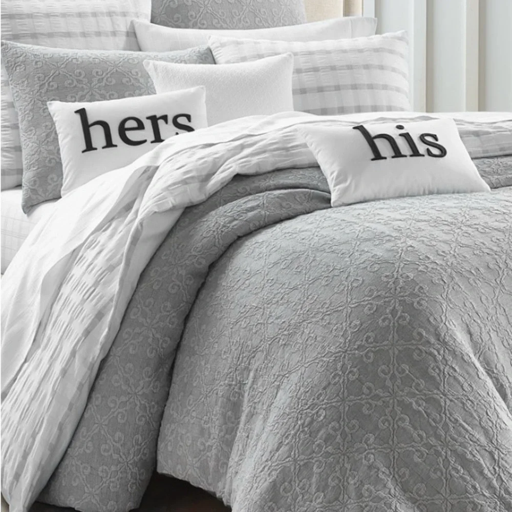 Charter Club Demask Designs Woven Tile Woven Tile 3 Piece King Comforter Set.